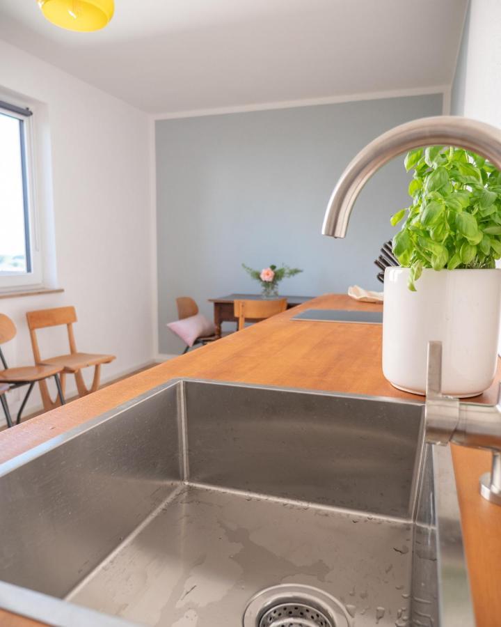 Design+Bodenseesicht=Zuhause Blau Markdorf Buitenkant foto